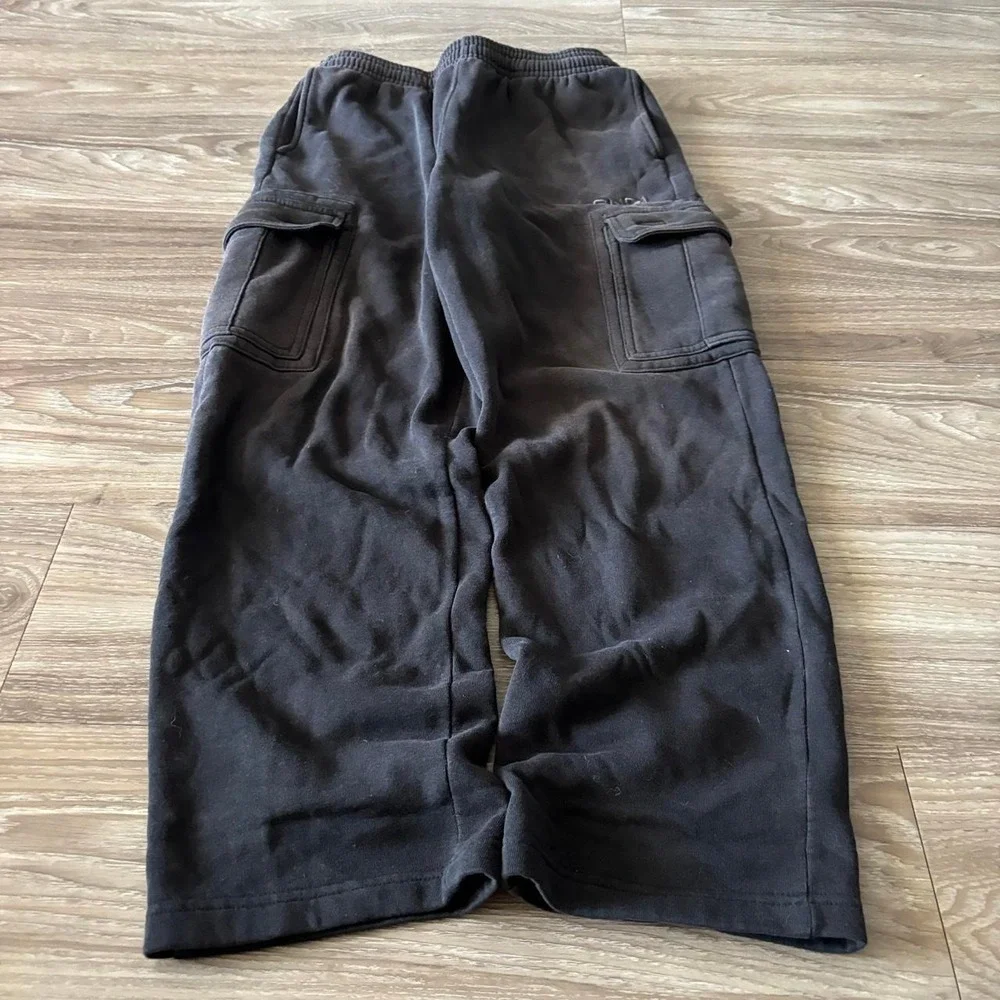 Vintage Y2K/2000s Faded Black And1 Skater Style Cargo Sweatpants! Size M